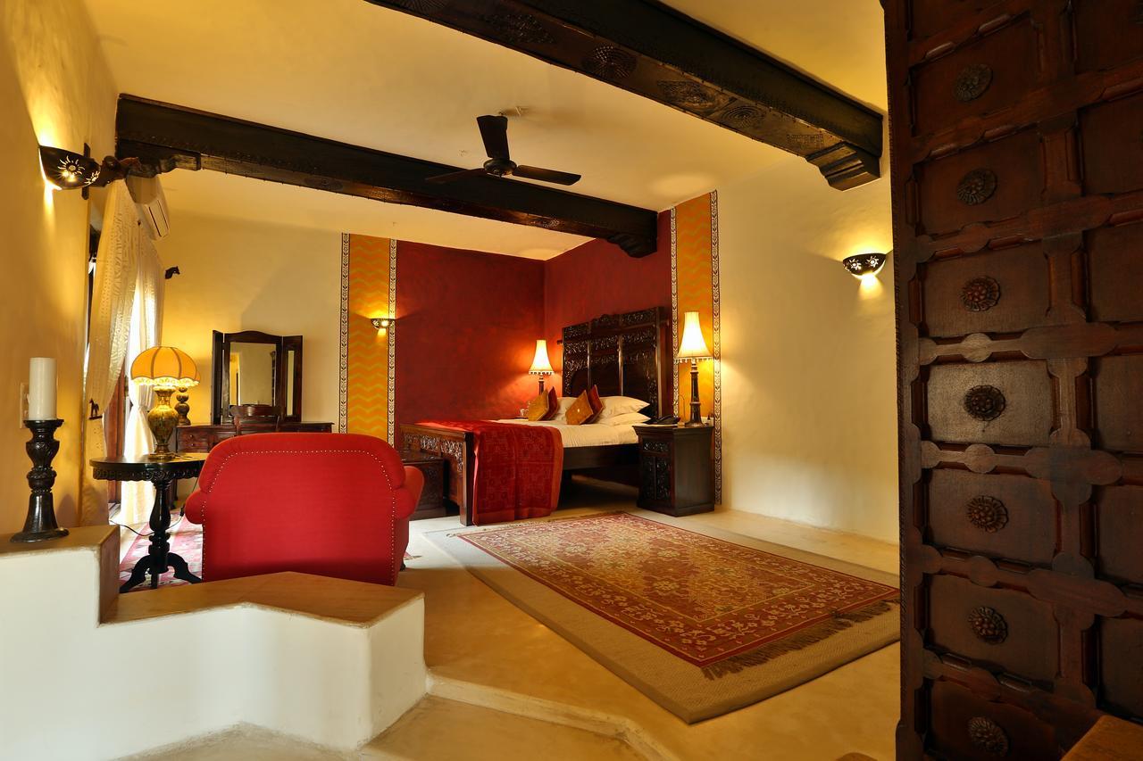 Mihir Garh Hotel Rohat Exterior foto